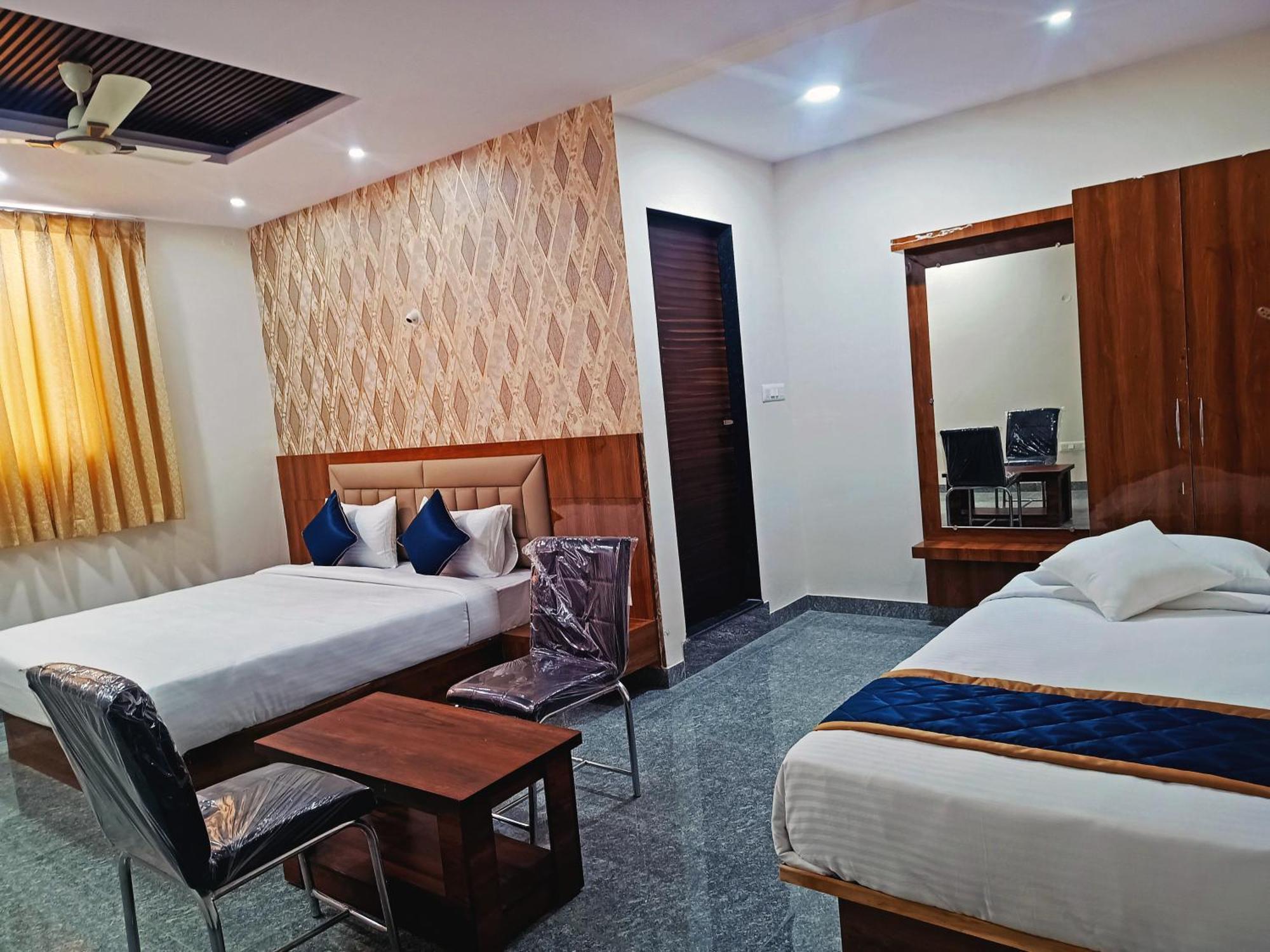 Hotel Achhu Palace Bangalore Esterno foto